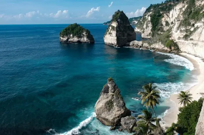 Nusa Penida Island, a Hidden Paradise in Bali with Exotic Beaches and Spiritual Tourism